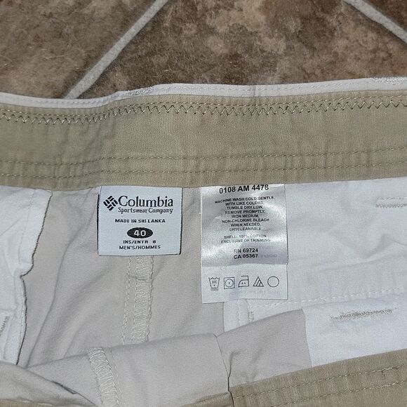 New Columbia Fort Rock Shorts Size 40 with 8" Inseam - Picture 5 of 6